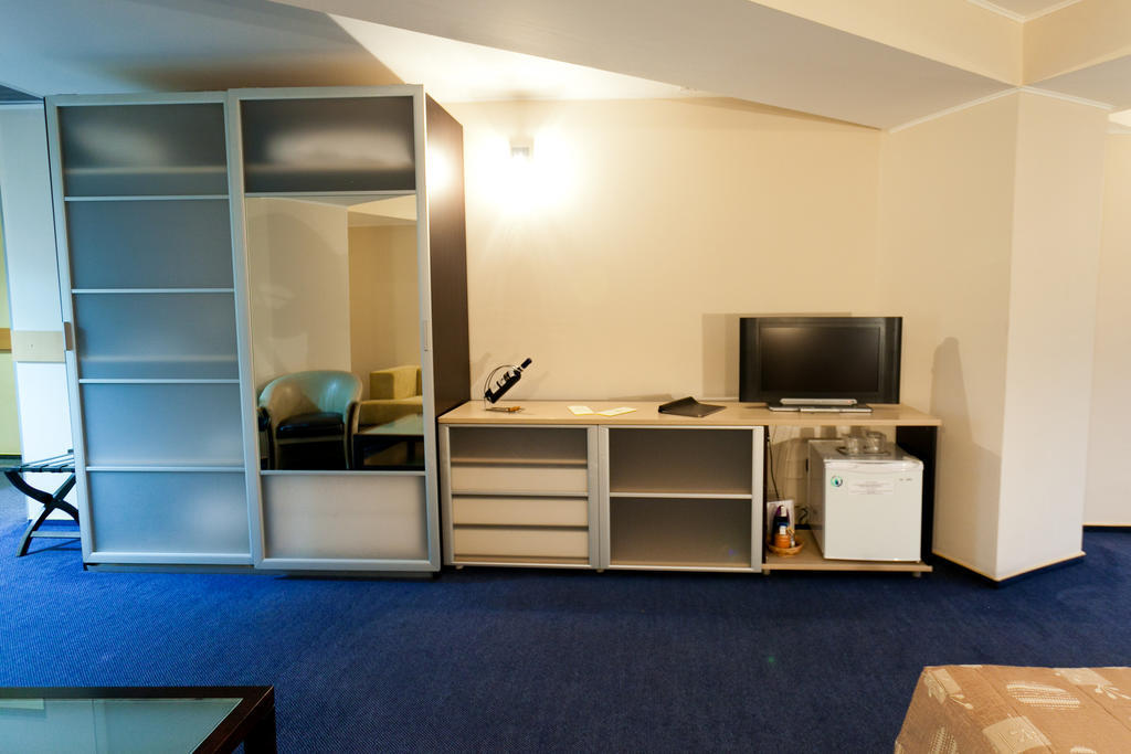 Hotel Dacia Rrt Bucareste Quarto foto