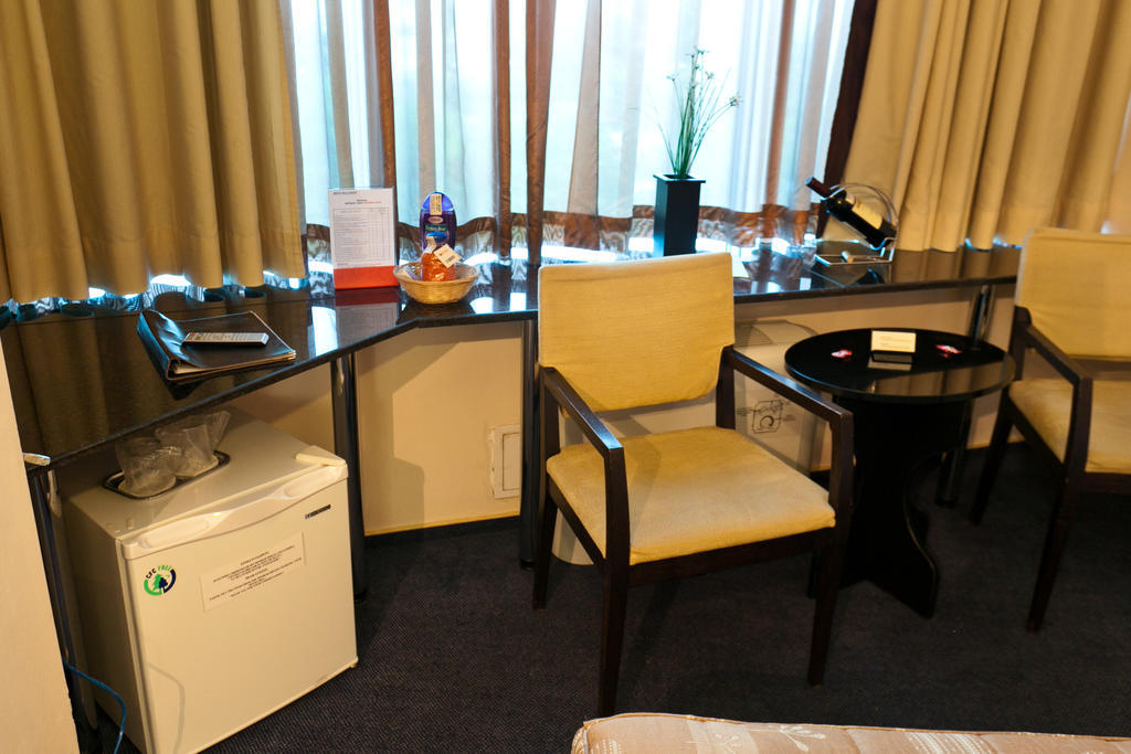 Hotel Dacia Rrt Bucareste Quarto foto